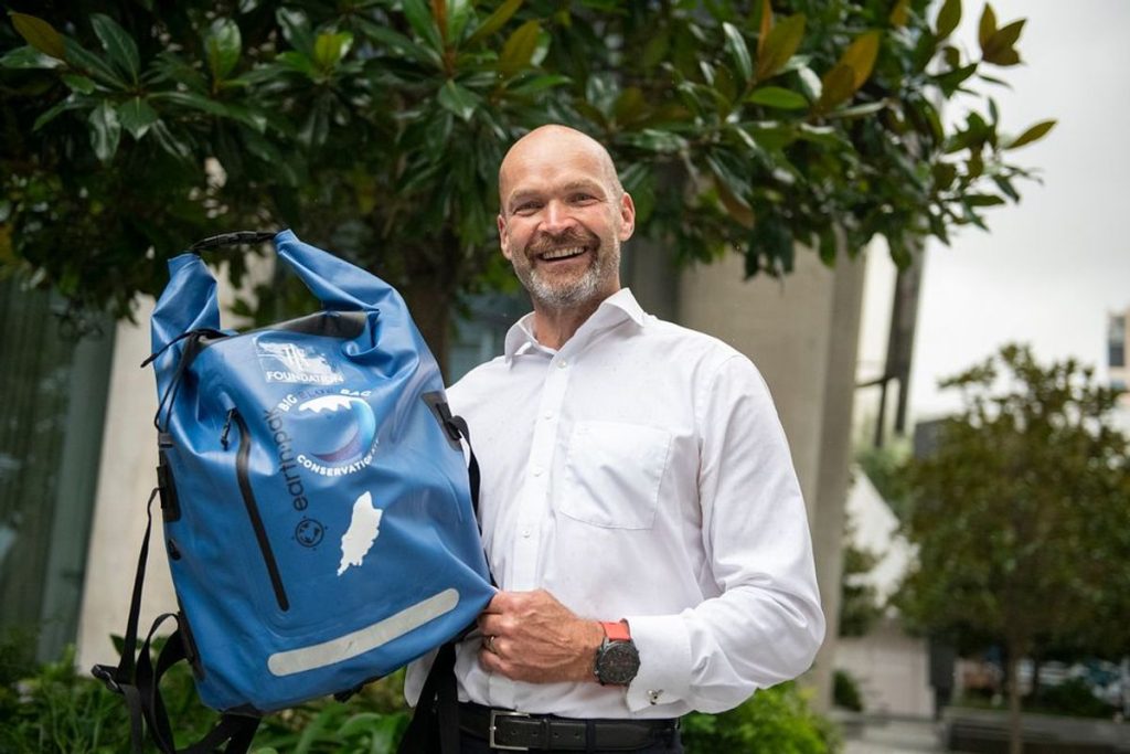 HX Partners with Monty Halls to Launch The Big Blue Bag for Marine Conservation