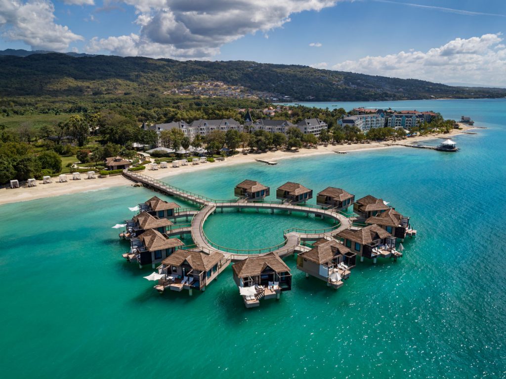 Sandals, Beaches Resorts Start Black Friday Sale Early With Up To 65 Percent Off, Credits, Free Nights and More