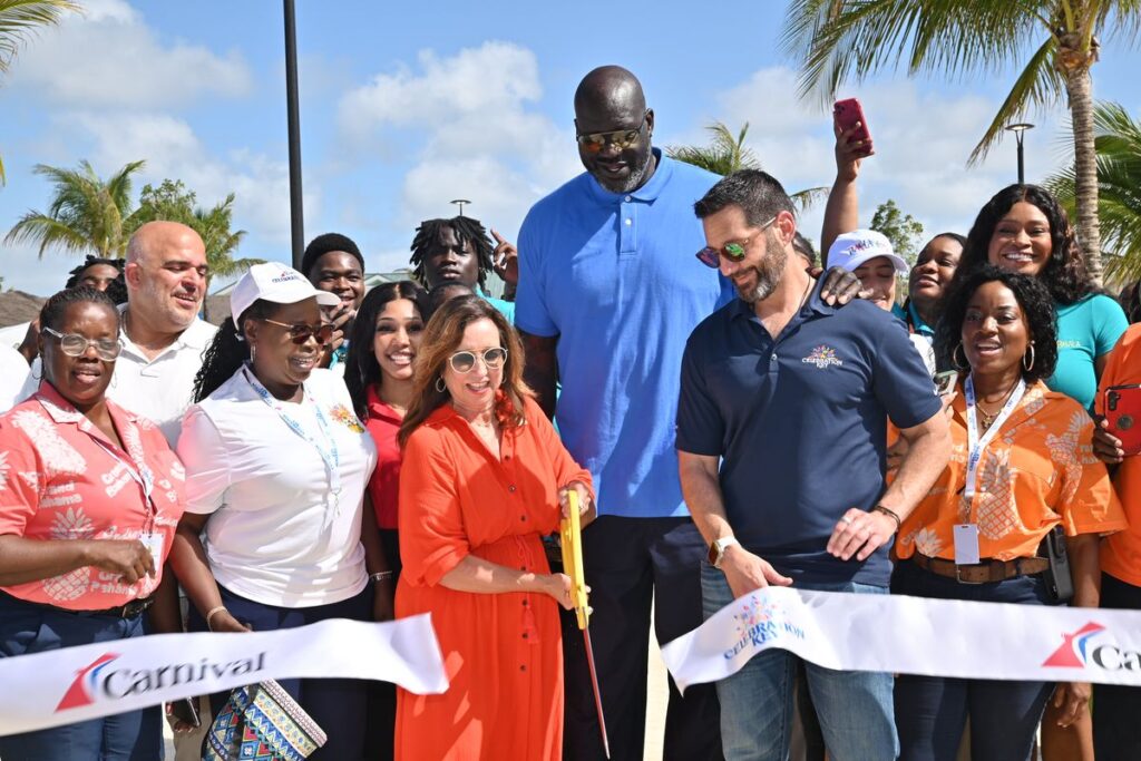 Carnival Cruise Line, ต้อนรับ, ผู้โดยสารแรก, Celebration Key