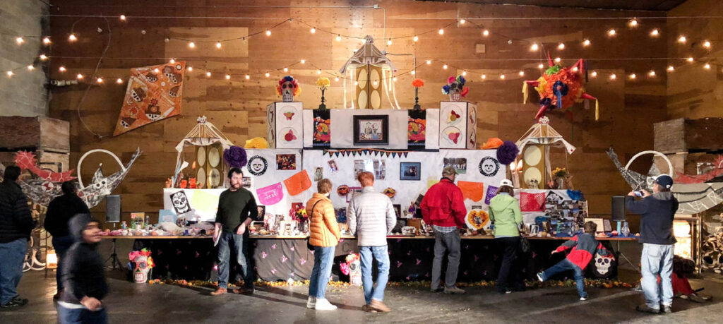 เฉลิมฉลอง เดือนมรดกฮิสแปรนิค สหรัฐอเมริกา