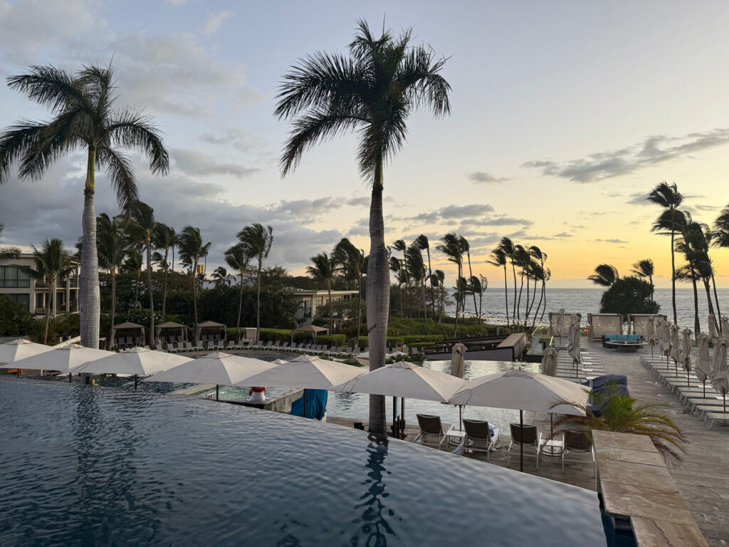 การมาถึงนักท่องเที่ยวฮาวาย, การใช้จ่ายลดลง, เดือนที่แล้ว