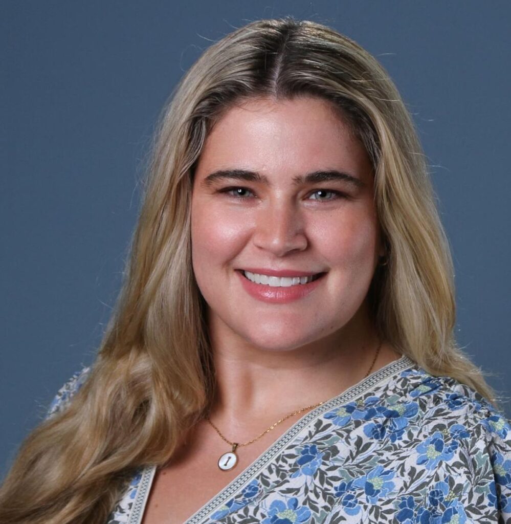 Isabel Perez, Forest Travel, ความสำเร็จ, Travel Advisor