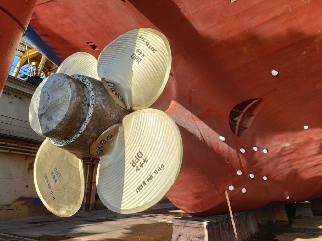 Oceanwide Expeditions, ปรับปรุง, mv Ortelius